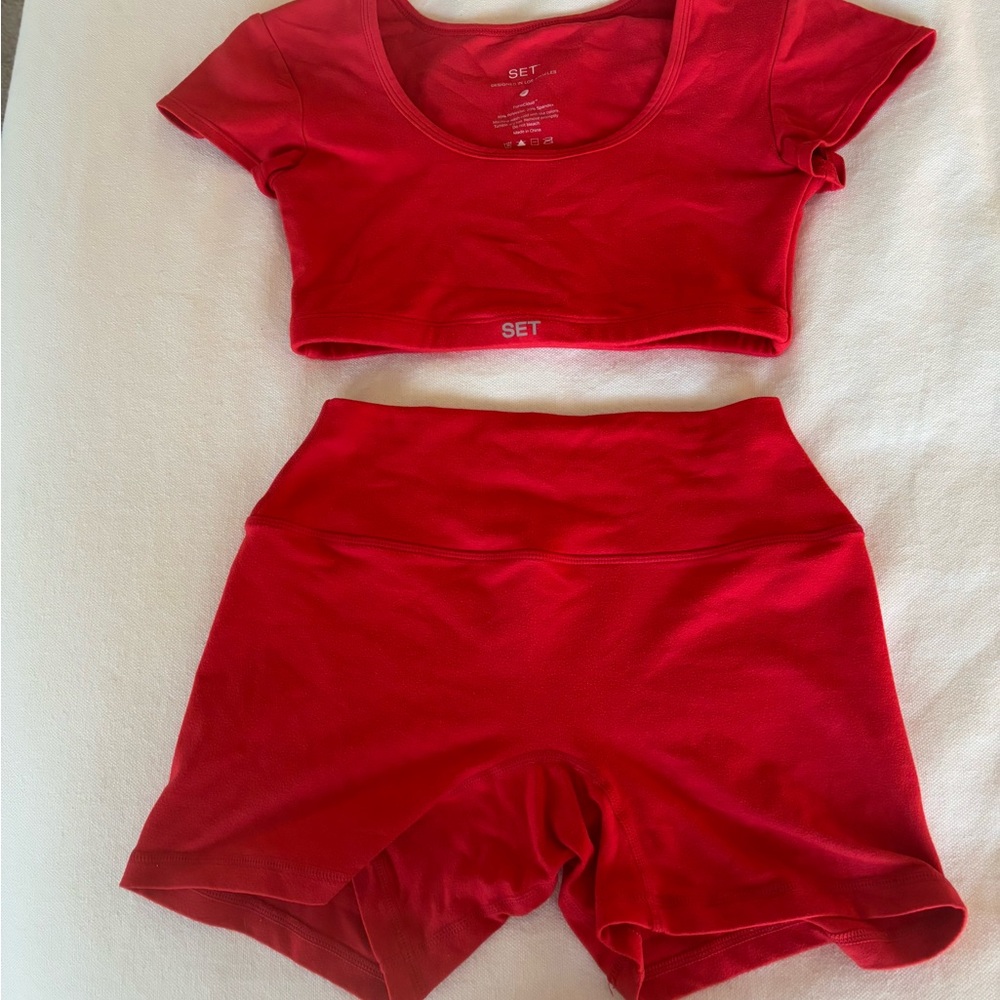 SET Active Red Short Sleeve Crop Top